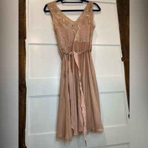 Hitherto Pink Lace Trim Dress Size 6 Elegant Feminine Special Occasion